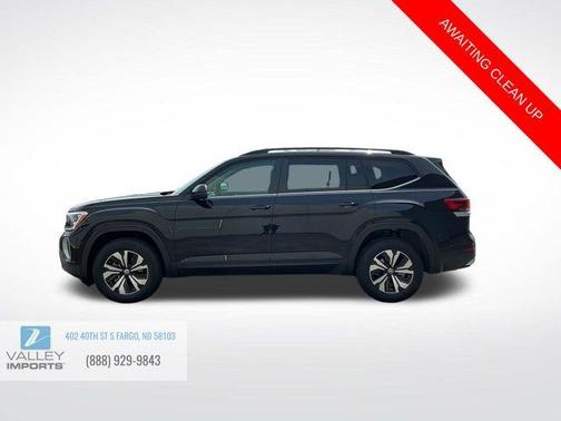 Deep Black Pearl Effect 2025 Volkswagen Atlas 2.0T SE