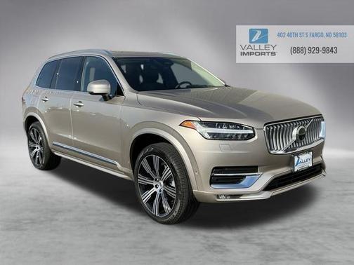 2025 Volvo XC90 B6 Ultra
