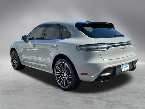 Chalk 2024 Porsche Macan GTS