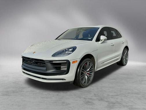 Chalk 2024 Porsche Macan GTS