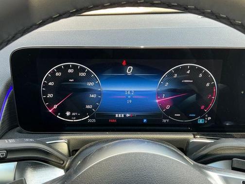 2026 Mercedes-Benz GLB 250 Base 4MATIC