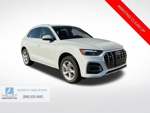 2022 Audi Q5 40 Premium