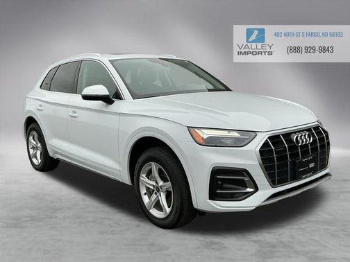 2022 Audi Q5 40 Premium