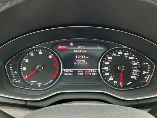 2022 Audi Q5 40 Premium