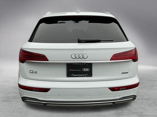 2022 Audi Q5 40 Premium