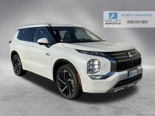 2023 Mitsubishi Outlander PHEV SEL