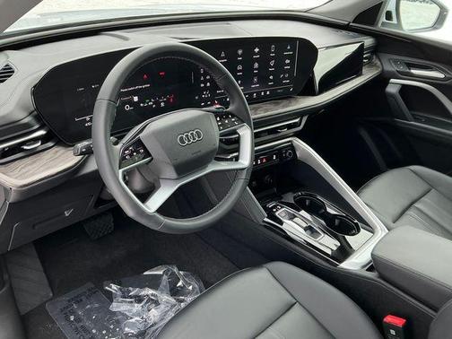 2025 Audi Q5 2.0T quattro Premium