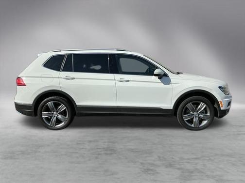 2018 Volkswagen Tiguan 2.0T SEL Premium