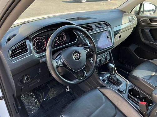 2018 Volkswagen Tiguan 2.0T SEL Premium