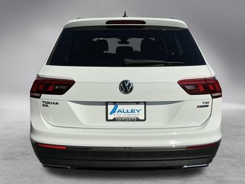 2018 Volkswagen Tiguan 2.0T SEL Premium