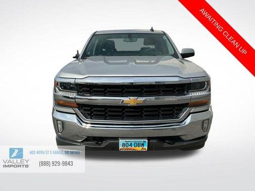 Silver Ice Metallic 2018 Chevrolet Silverado 1500 LT