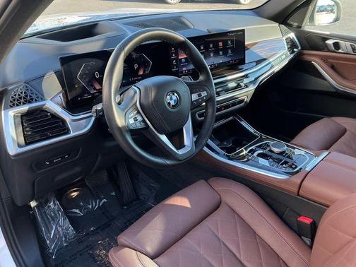 2025 BMW X5 xDrive40i