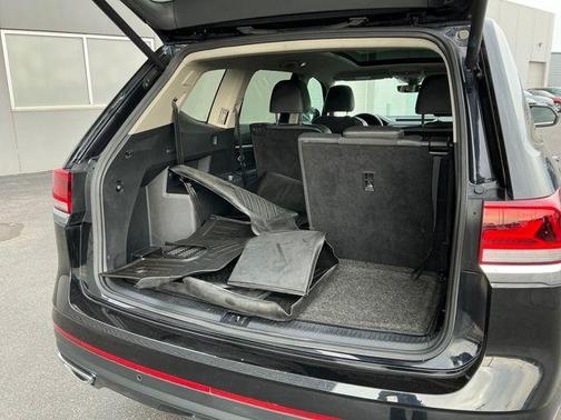 2021 Volkswagen Atlas 3.6L SEL Premium