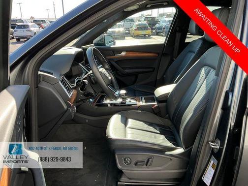 2022 Audi Q5 45 S line Premium Plus