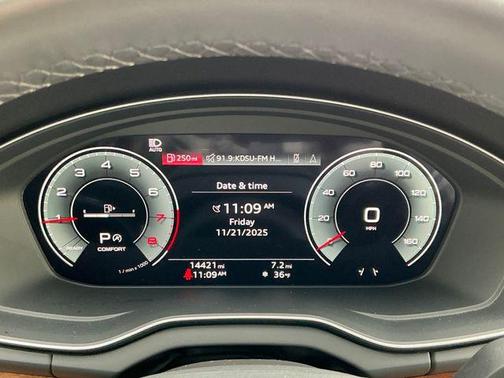 2022 Audi Q5 45 S line Premium Plus