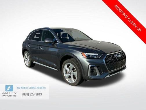 2022 Audi Q5 45 S line Premium Plus