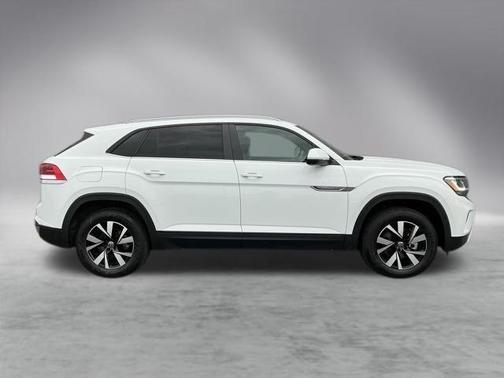 2022 Volkswagen Atlas Cross Sport 2.0T SE