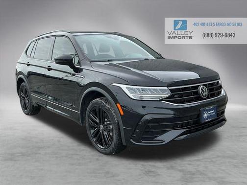 2022 Volkswagen Tiguan 2.0T SE R-Line Black