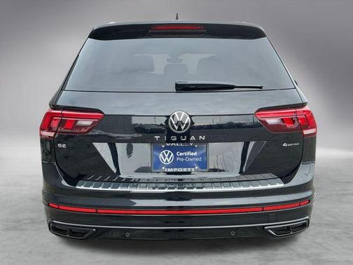 2022 Volkswagen Tiguan 2.0T SE R-Line Black
