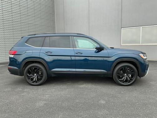 2022 Volkswagen Atlas 3.6L SE w/Technology