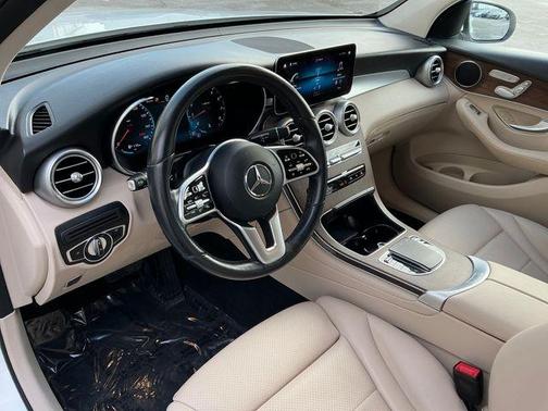 2022 Mercedes-Benz GLC 300 Base 4MATIC