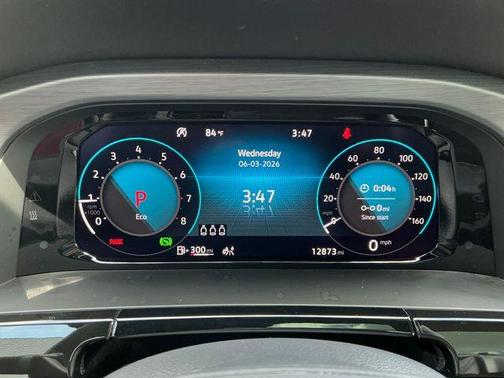 Deep Black Pearl Effect 2025 Volkswagen Atlas Cross Sport 2.0T SE w/Technology