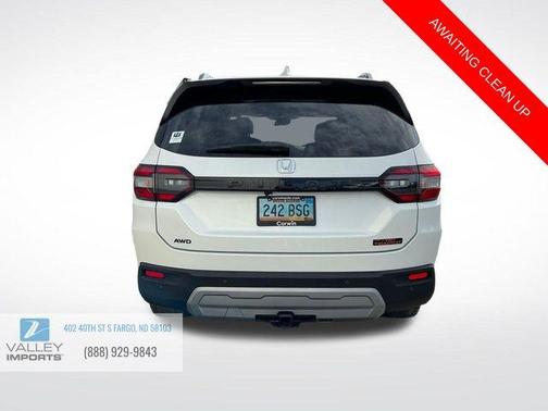White 2023 Honda Pilot TrailSport