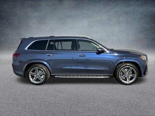 2026 Mercedes-Benz GLS 450 4MATIC