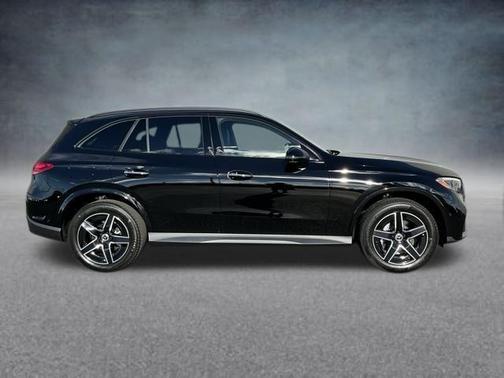 2026 Mercedes-Benz GLC 300 Base 4MATIC