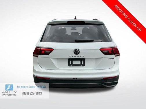 Pure White 2024 Volkswagen Tiguan 2.0T S