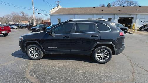 2021 Jeep Cherokee Latitude Lux