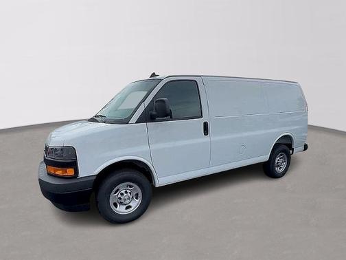 Summit White 2025 Chevrolet Express 2500 LT