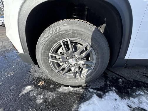 2026 GMC Acadia Elevation FWD