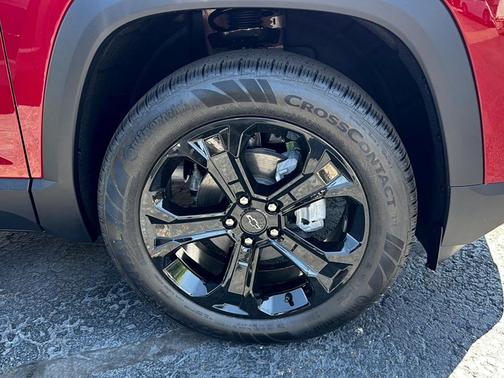 Radiant Red Tintcoat 2026 Chevrolet Equinox 1LT