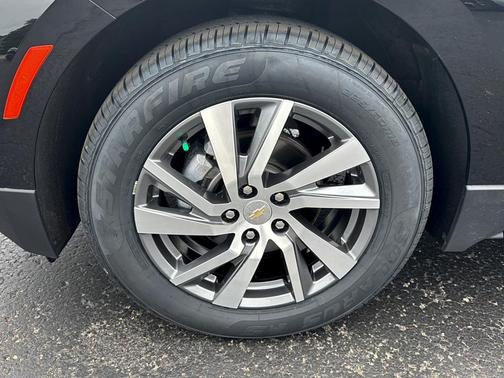 Mosaic Black Metallic 2023 Chevrolet Equinox 1LT