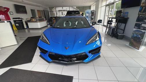 2025 Chevrolet Corvette Stingray w/2LT