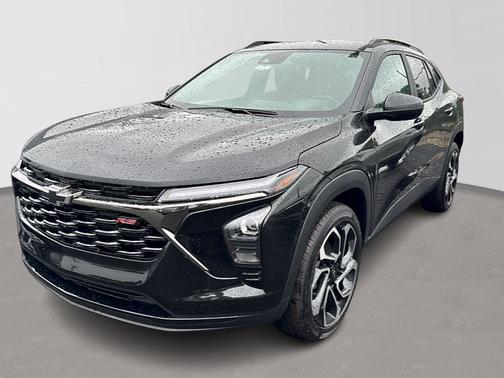 Mosaic Black Metallic 2026 Chevrolet Trax FWD 2RS