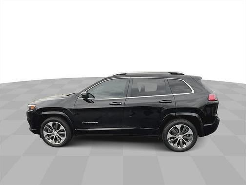 2019 Jeep Cherokee Overland