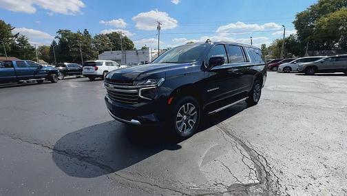 2022 Chevrolet Suburban LT
