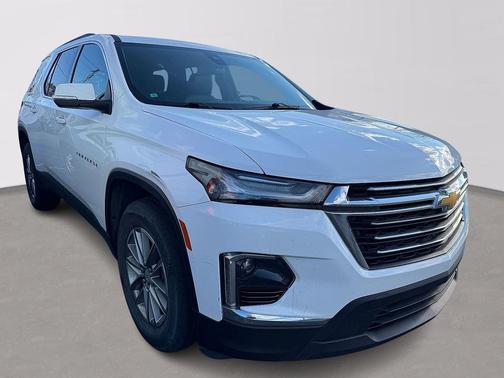 Summit White 2023 Chevrolet Traverse LT Leather
