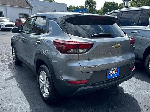 Sterling Gray Metallic 2024 Chevrolet Trailblazer LS