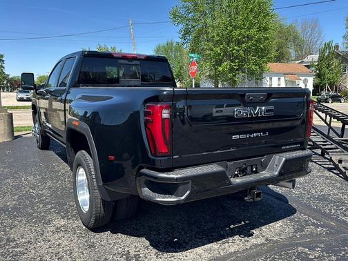 Onyx Black 2026 GMC Sierra 3500 Denali