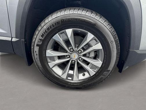 Sterling Gray Metallic 2026 Chevrolet Equinox 1LT