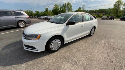 White 2016 Volkswagen Jetta 1.4T S