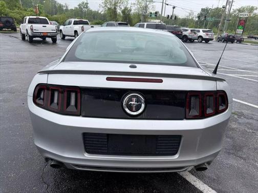 2013 Ford Mustang V6 Premium