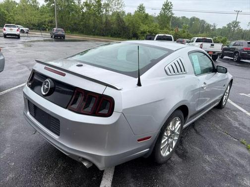 2013 Ford Mustang V6 Premium