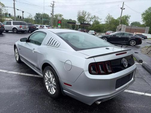 2013 Ford Mustang V6 Premium