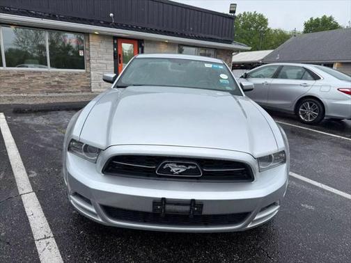 2013 Ford Mustang V6 Premium
