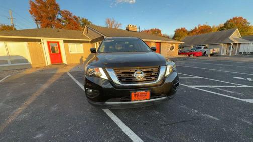 2019 Nissan Pathfinder SL