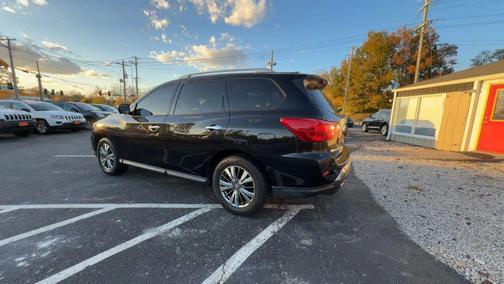 2019 Nissan Pathfinder SL